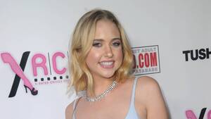 Hbo Porn Stars Xxx - Euphoria' Actress Chloe Cherry Was in a Porn Parody of the Show Before She  Was Cast | Complex