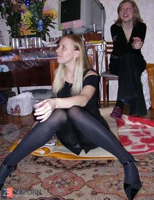 accidental facebook upskirt - Accidental Upskirts