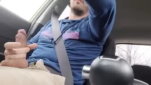 bulge hand job - handjob public car Gay Porn - Popular Videos - Gay Bingo