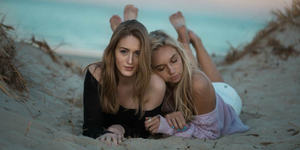 lesbian nude beach girls - I Tried My Lesbian Sex Fantasy In Real Life (And It Was SO Awkward) |  YourTango