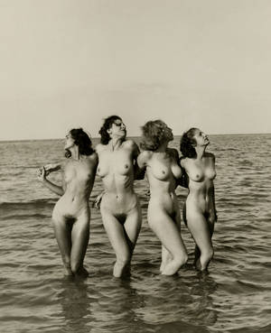 1930s Sexy Girls - pictures of naked women from the 1930s | 1930's nude water  nymphshttp://stores