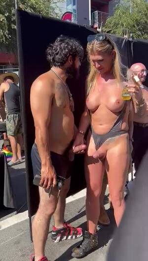 Danni Daniels - In Public - Porn Videos & Photos - EroMe