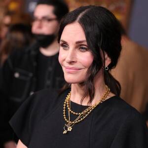 Courteney Cox Dildo Porn - Courteney Cox presume de vientre plano a los 58 aÃ±os