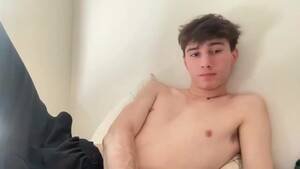 Gay Bbc - Boy_180 - Video amateur-free-porn smallpenis play gay-bbc