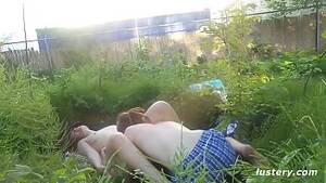 Homemade Porn Secret Garden - Homemade Amateur Sex In their Secret Garden - XNXX.COM