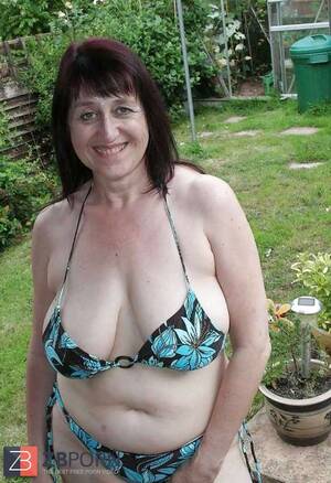 Facebook Mature Porn - Mature bikiniwome from facebook 1. - ZB Porn