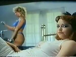 Lesbians From The 80s - A 1980s Lesbian roommate scene. - TubePornClassic.com