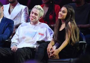 Ariana Grande Gives A Blowjob - No, Pete Davidson Didn't Just Tell The World About Ariana Grande Giving Him  A Blowjob