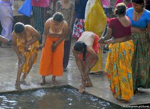 indian lady naked - Indian women naked by the river - Indian Porn Pictures