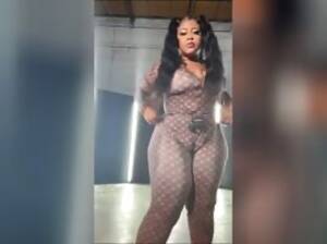 black ghetto pussy camel toe - Search Results for: camel toe Page 1 - ShesFreaky