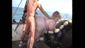 fat bitch beach - fat beach p1 - XVIDEOS.COM