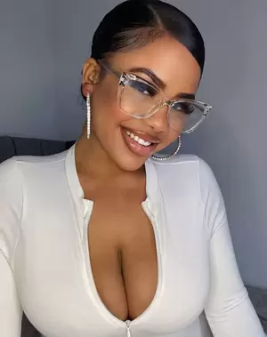 busty ebony nude - Busty ebony goddess nude porn picture | Nudeporn.org