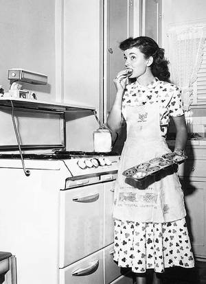 1950 Housewife Retro Kitchen Porn - Ann Blyth samples on her homemade goodies. vintage actresses cooking in her  kitchen