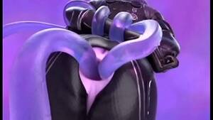 Futanari Tentacle Porn - Futanari Gets Dominated By Purple Tentacles - XAnimu.com