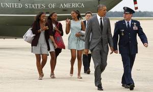 Malia And Sasha Porn - President Obama Hits New York City With Daughters Malia and Sasha Photos |  Image #5 - ABC News