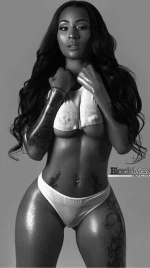 cameltoe black pussy gallery - Chocolate milk did her body good