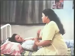 Mallu Lesbian - Mallu Mature Aunty's Lesbian Act | xHamster