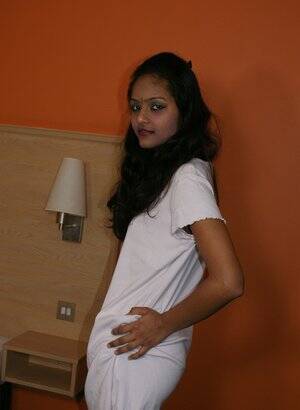 Divya Indian Porn Stars - Divya Picture - HD Porn Pictures