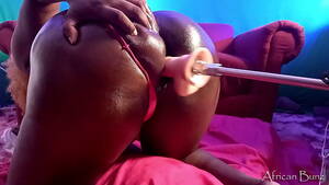 ebony booty panty fuck - Big Ass Ebony shift her panty to get fucked by Fuckmachine - XVIDEOS.COM