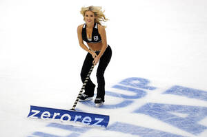 Nhl Ice Girls Interracial Porn - The Freezing, Hungry Lives of NHL â€œIce Girlsâ€ â€“ Mother Jones