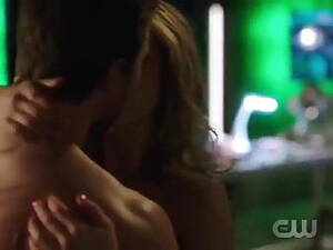 Arrow Sex Porn - Hot Felicity and Oliver sex scene in Arrow | xHamster