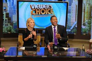 cheerleader upskirt no - Kelly Ripa shares a throwback photo for July 4 Picture | Kelly Ripa's life  in photos - ABC News