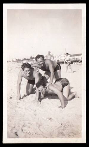 Gay 1940 Porn - GIGGLING DOGGY STYLE GAY BEACH MEN SLOPPY BEACH PORN PYRAMID ~ 1940s PHOTO  | eBay