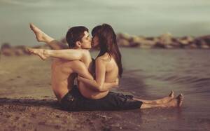 couple fuck on beach silhouette - Beautiful Couple Sex On Beach - Xxx Pics