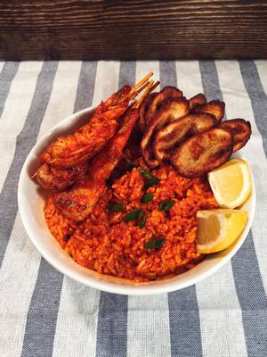 dodo porn - Food porn Â· Jollof Rice with Piri Piri Shrimp & Dodo (Fried Plantain) [OC] [