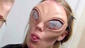 Alien Porn Parody - Alien dude fucks chick in MiB parody - Hell Porno