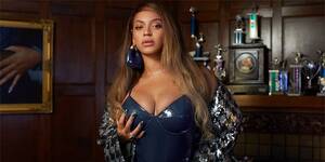 beyonce porn clips - BeyoncÃ© Serves Sex Appeal in Naked Diamond Dress | Hypebae