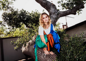 Debby Ryan Porn Bj - How Debby Ryan Survived Disney Stardom With Career Intact