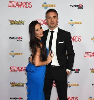 a day with a pornstar - Porn star Kieran Lee talks work, finds sex difficult after a day on set -  NZ Herald