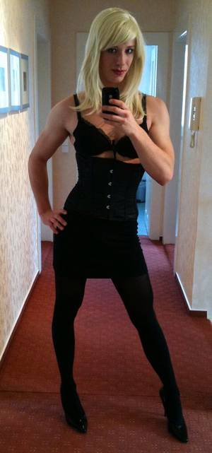 Blonde Crossdresser Porn - There is never too much of hot crossdressing guys who looks so sexy as  those below. Enjoy 42 photos of beautiful crossdressers posing in lingerie,  skirts,