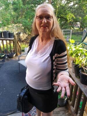 Granny Public - Granny Public Porn Pics & Naked Photos - PornPics.com