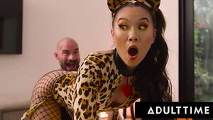 bukkake gangbang halloween costume - Halloween Costume Porno and Best HD Sex Videos