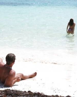 busty beach sex with roberta - Busty pornstar Roberta Misoni gets her shafted hardcore on the beach Porn  Pictures, XXX Photos, Sex Images #2510552 - PICTOA