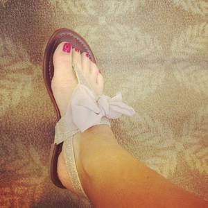 Bree Olsen Best Feet In - Bree Olson's cute size 5 foot with red polish. http://www.