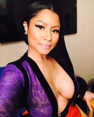 nicki minaj hot big tits - 10 times Nicki Minaj has been just as bad as Kim Kardashian