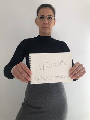 latin big ass girl - 42 years old latina, very insecure about my nose and very confident about  my body. Roast me as hard as you can. : r/RoastMe