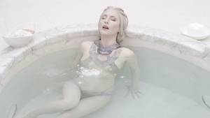 defiance lesbian girls naked - Jaime Murray nude - Defiance s02 (2014) ...