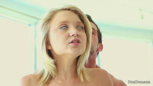 eyes roll - I love it too. Dakota Skye is a good one. It is unfortunate that here on LP  none of whores do not do this.