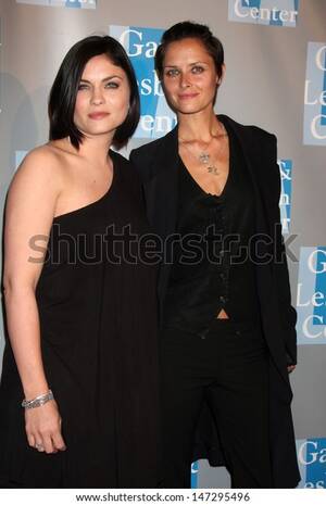 Jodi Lyn Okeefe Lesbian Porn - Jodi Lyn Okeefe Guest Arriving Gay Stock Photo 147295496 | Shutterstock