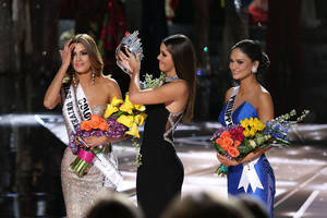 miss universe group sex - b