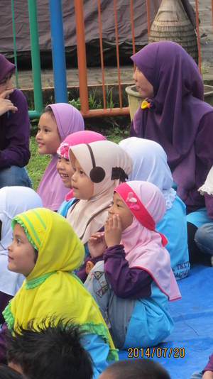 Gambar Anak Kecil Sex Porn - IMG_5794 IMG_5802