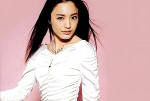 hot tempered japanese bimbos - Yuki Nakama is not just a celebrity, but also a famous Japanese singer.  Yukie basically comes from Urasoe. Yukie has long been in the industry and  is now a ...