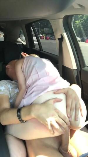 couple in car - A couple has sex in a car in a traffic jam - ThisVid.com
