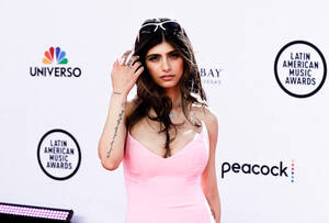 latina hottest pron stars - Jewish woman confronts pro-Hamas porn star Mia Khalifa | The Times of Israel