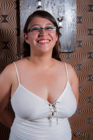 amateur latina glasses tits - Latina Glasses Nude Pics & Blonde Porn Photos - HotBlondePussy.com