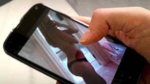 Adolescenti - Salerno, pubblicano i video hot delle fidanzate: due adolescenti in  comunitÃ  12 settembre 2021